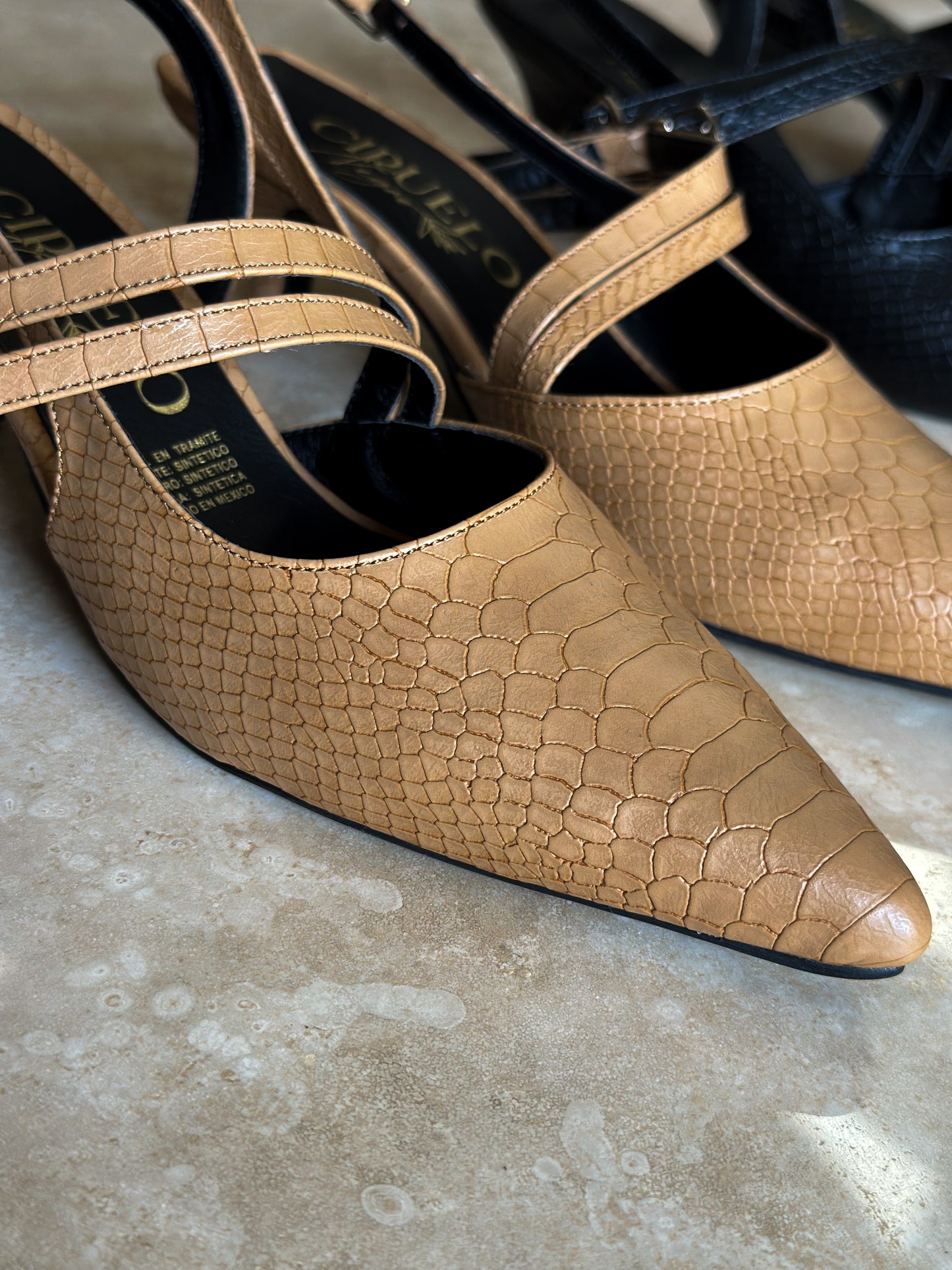 Croco Nude