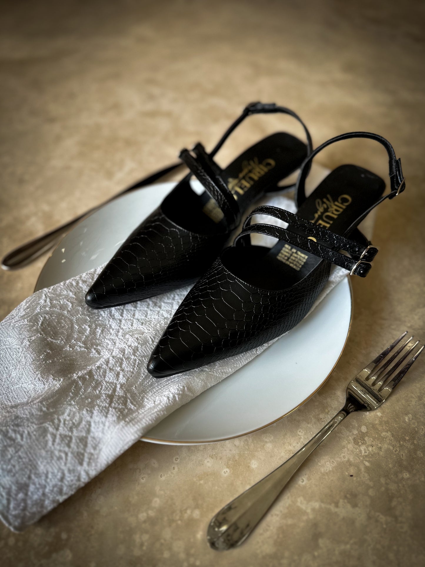 Croco Black