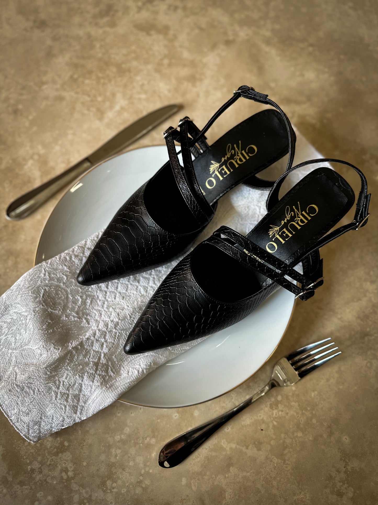 Croco Black